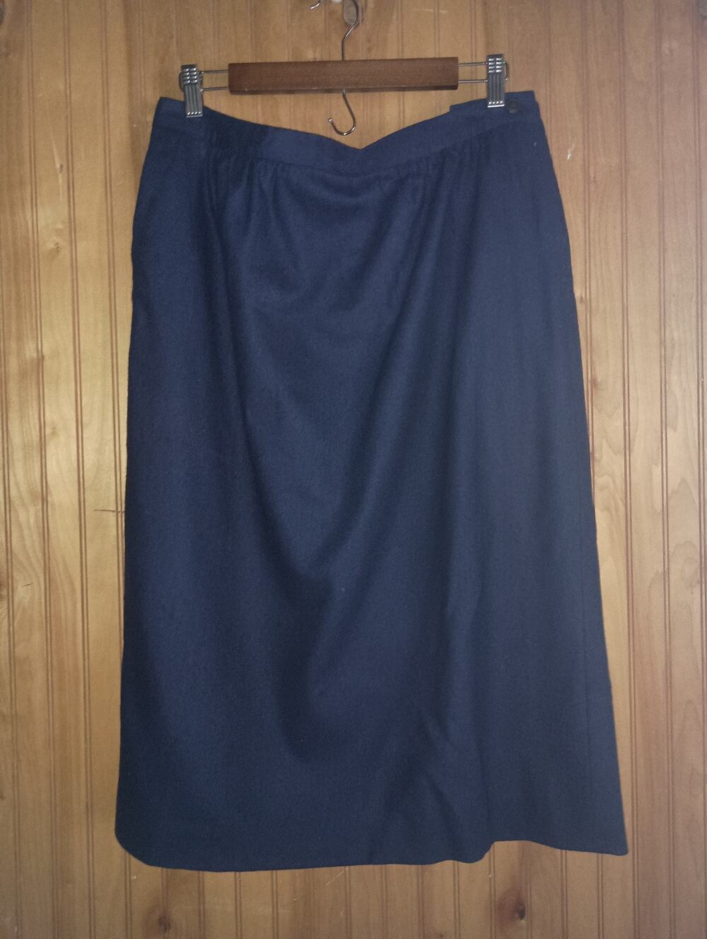 VTG PENDLETON Size 16 100% Wool Navy Pencil Skirt MOTH DAMAGE Preppy Old Money